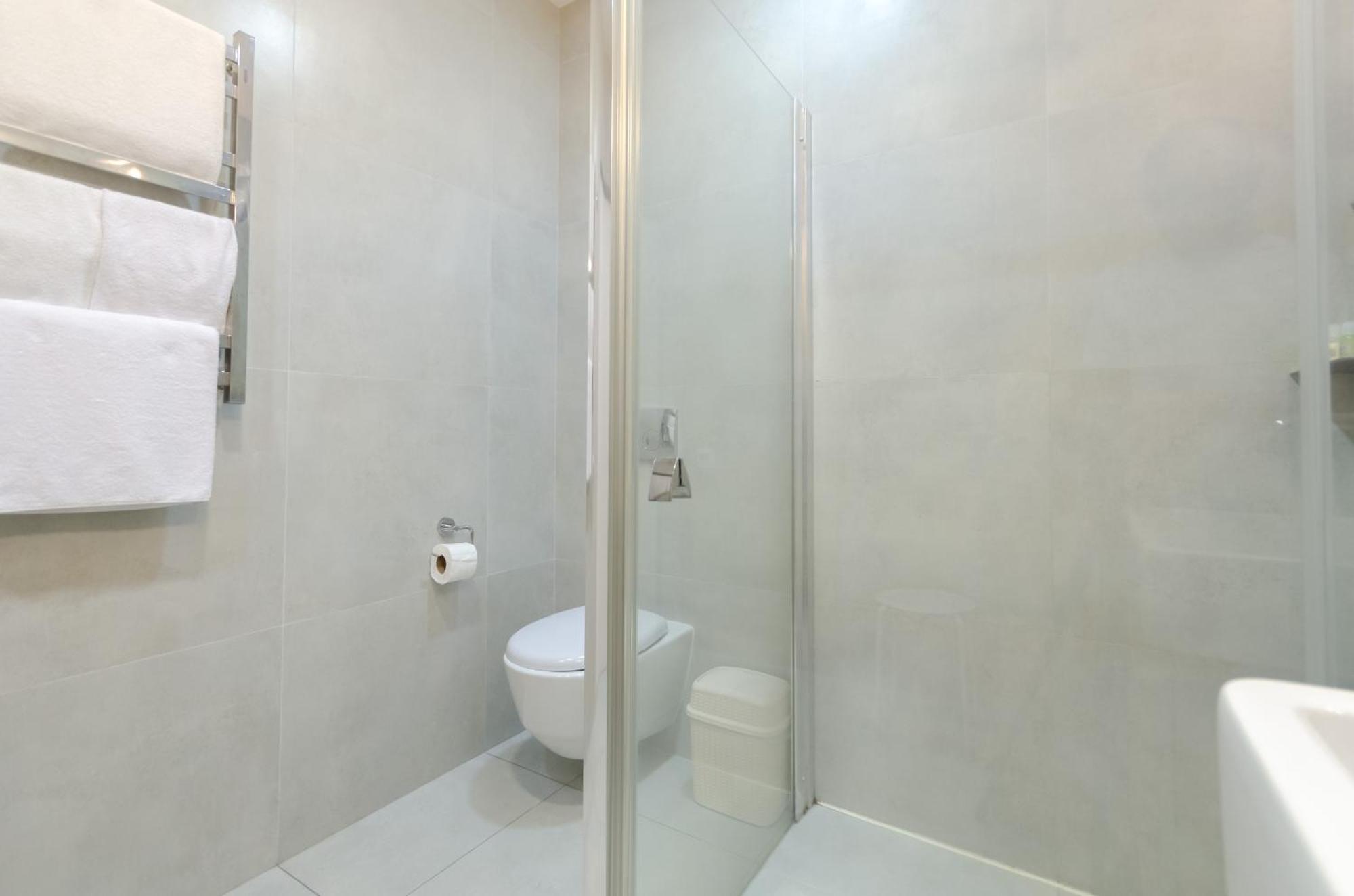 Petrovdom 205-206 Panoramic City View Apartments At Rc Kvartet, Central Railway Station キエフ エクステリア 写真