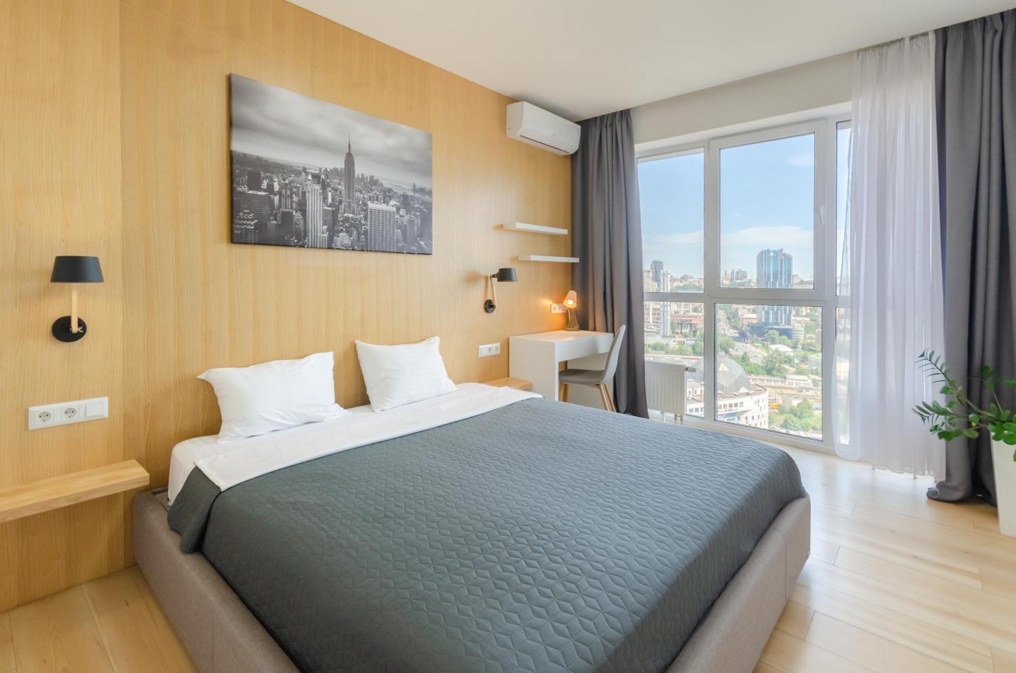 Petrovdom 205-206 Panoramic City View Apartments At Rc Kvartet, Central Railway Station キエフ エクステリア 写真