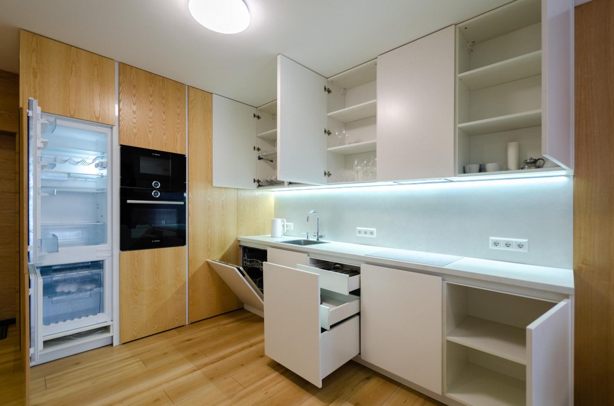 Petrovdom 205-206 Panoramic City View Apartments At Rc Kvartet, Central Railway Station キエフ エクステリア 写真